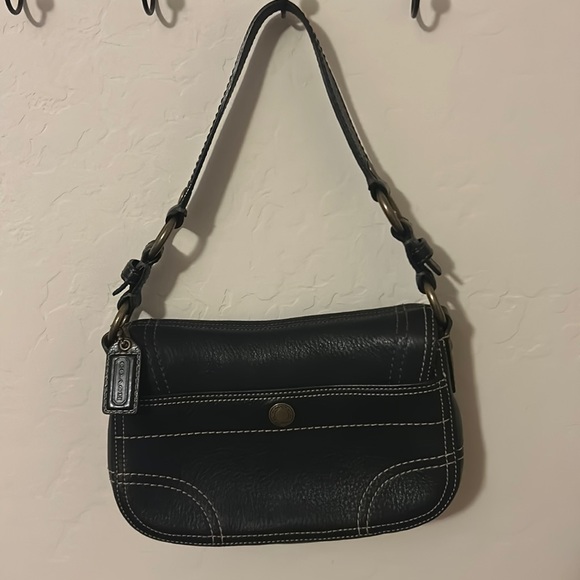 Small Coach vintage shoulder bag in excellent condition - Picture 3 of 9